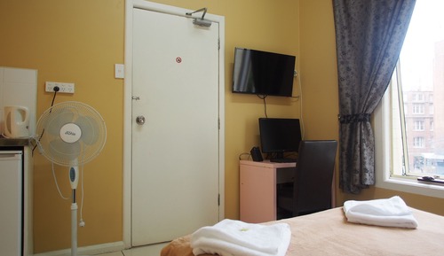 Standard Double Ensuite Room