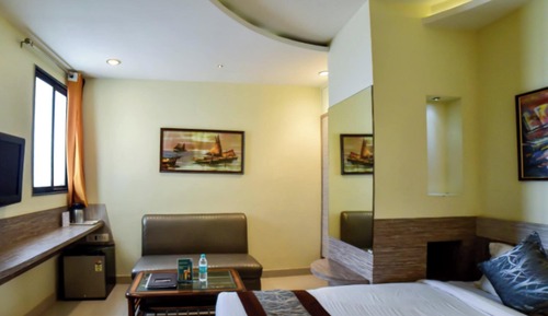 Royal Double Room, City View