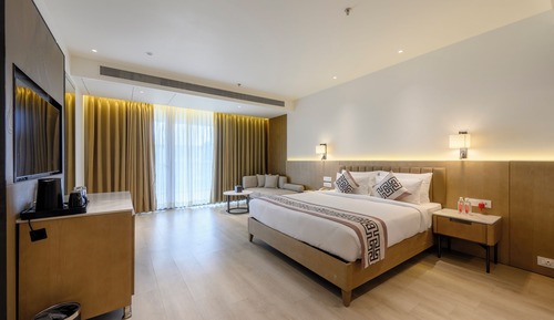 Deluxe Double Room, Balcony, Garden View