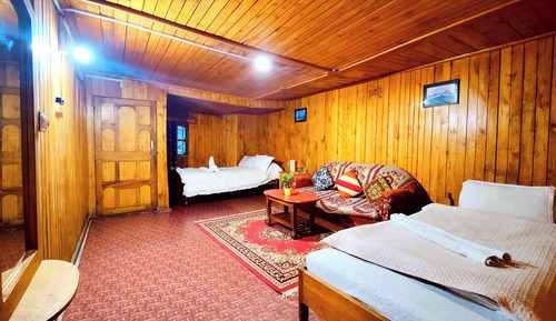 Deluxe Double Room, Balcony, Mountain View