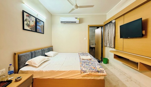 Classic Double Room