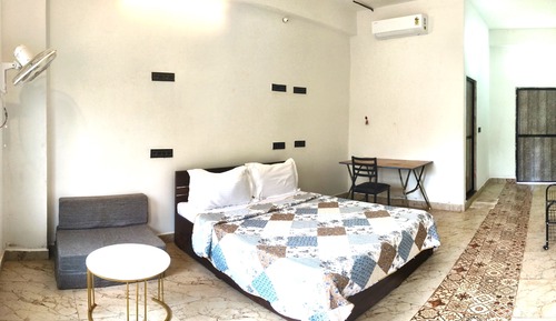 Economy Double Room, Garden View