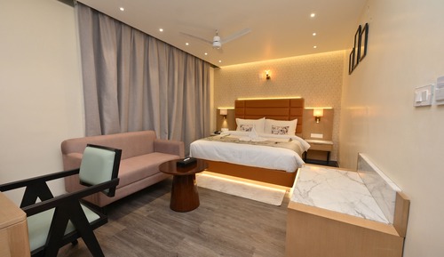 Deluxe Double Room, City View