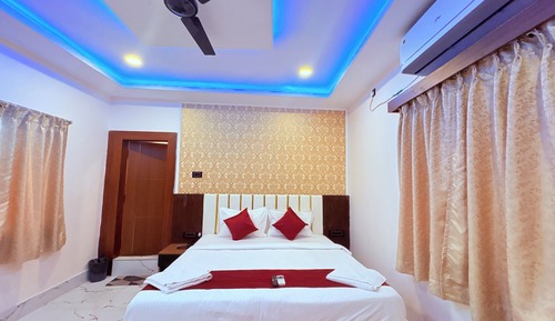 Deluxe Double Room, Pool View