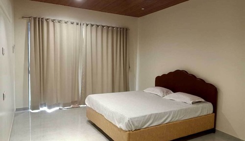 Deluxe Room, Garden View