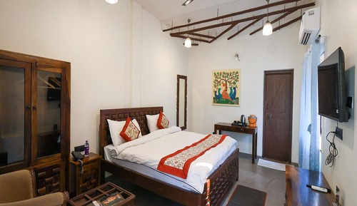 Elite Room