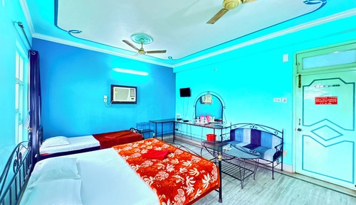 Deluxe Triple Room, City View