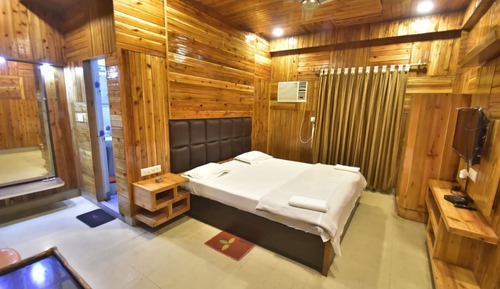Superior Double Room, City View
