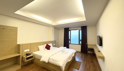 Family Triple Room, Mountain View