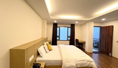 Premium Double Room, Balcony, Mountain View
