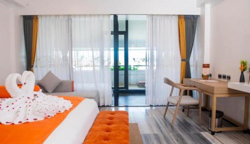 Triple Room with Mountain View