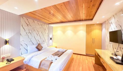 Large Double Room