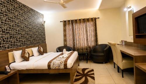Deluxe King Room