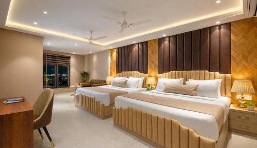 Deluxe Triple Room