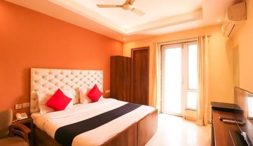 Room #1717490701