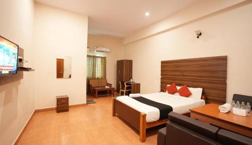 Standard Queen Room