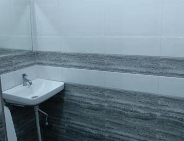 Deluxe Double Room (2 Adults + 1 Child)