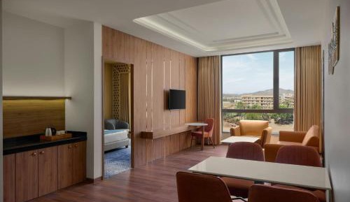 Fern Classic King Room with City View