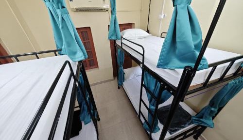 Mixed Dormitory Room