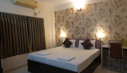 Superior Deluxe Double or Twin Room 