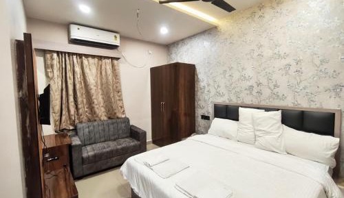 Standard King Room