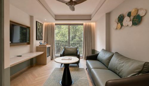 Signature Suite