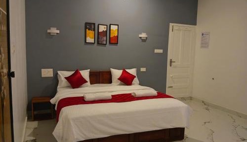 Deluxe Double Room with Balcony