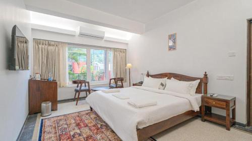 Deluxe Double Room with Balcony