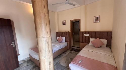 Economy Double or Twin Room