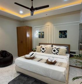 Queen Room
