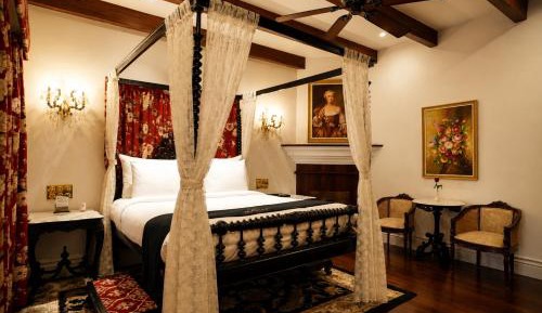 Heritage Room  - 10% Discount on Foods & Soft Beverages* | 15% Discounts on Laundry Services* | INR 500 spa credit during your stay on selective Massage services. TnC Apply.* | Free Minibar - 2 cans of soft Beverages (Once on Arrival)