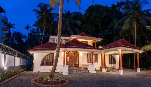 Villa with Garden View
