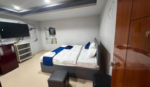 Suite with City View