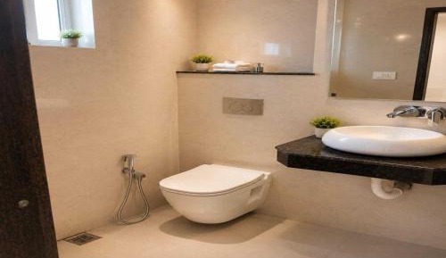 Suite with City View