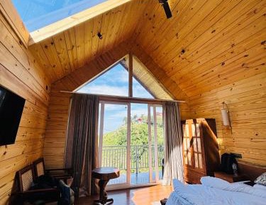 King Room with Mountain View