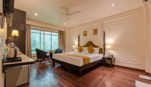 Standard King Room