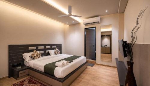Superior King Room