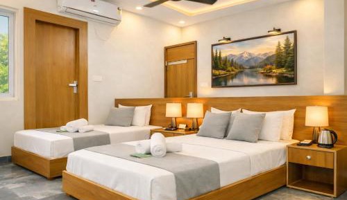 Deluxe Family Room