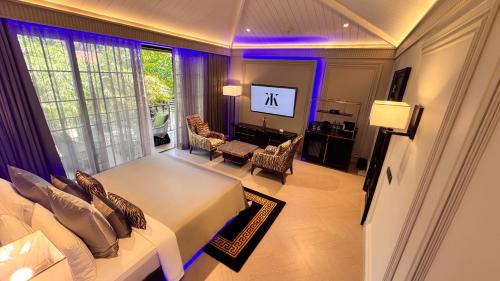 Superior King Room