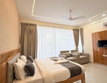 Superior Suite