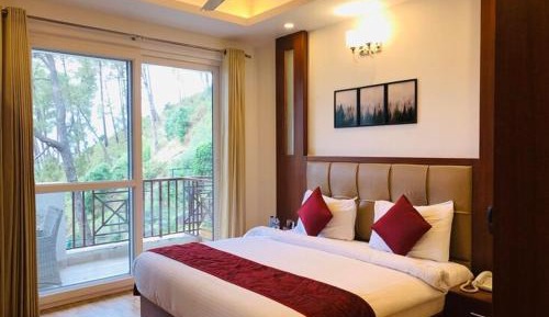 Deluxe Suite