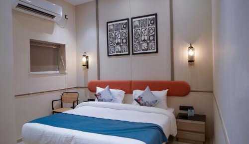 Deluxe King Room