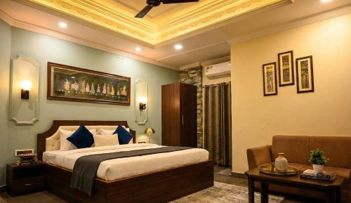 King Room