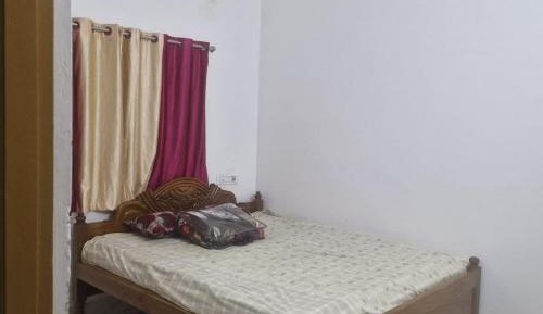 Deluxe Double Room (2 Adults + 1 Child)