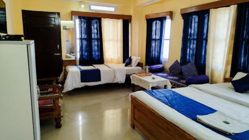Triple Room with Mountain View
