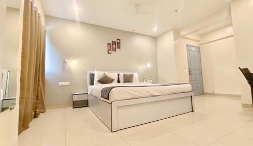 Superior King Room