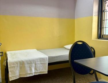 Single Room with Shared Bathroom