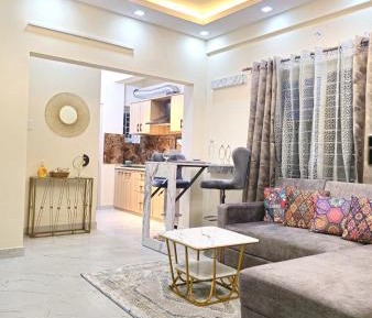 One-Bedroom Apartment with Balcony