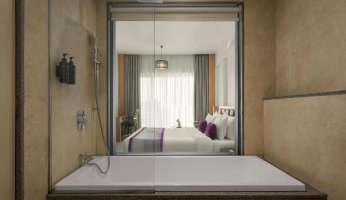 Fern Classic Twin Room with Mountain View