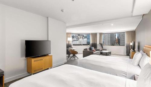 Executive Suite, 2 Double Beds, City Skyline
